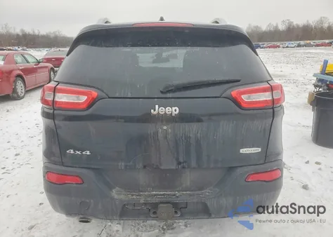 2015 Jeep Cherokee Latitude z USA, uszkodzony, nr VIN 1C4PJMCB4FW513676